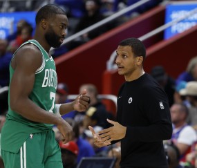 马祖拉称赞杰伦·布朗对科塔的信任：执行好战术 就能有投篮良机