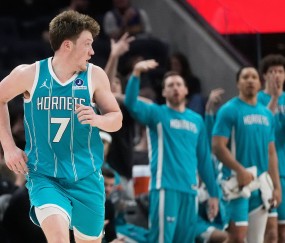 开云体育下载-【菜鸟】杨瀚森DNP 克尼佩尔12分8板6助2断 乐福14投11分三分7中1