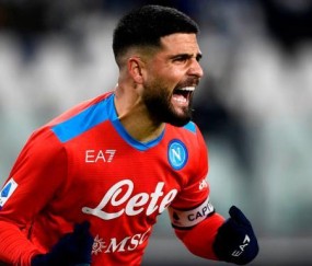 开云体育移动版-【观察】金钱诱惑+情感冲击，因西涅挥别那不勒斯