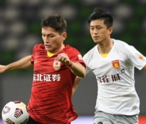 开云体育下载-【中超】谭龙独造3球埃里克传射 亚泰3比0胜河北